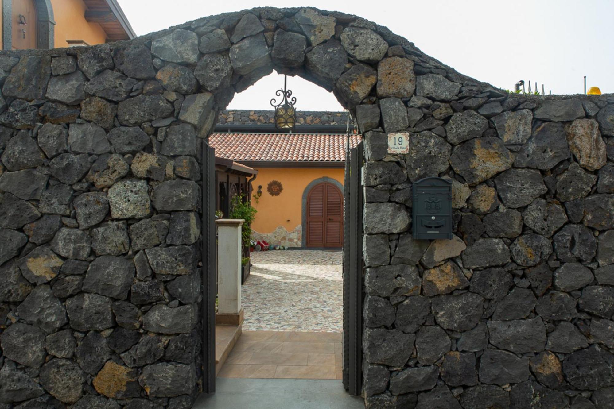 B&B Villa Liliya Ф'юмефреддо-ді-Сіцілія Екстер'єр фото